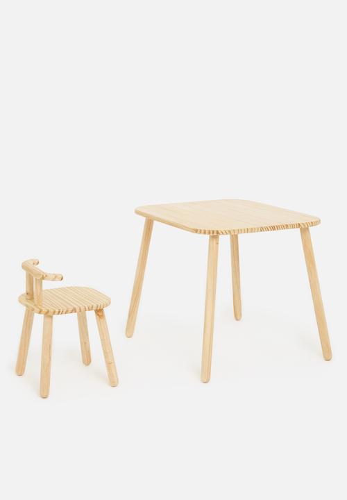 Sixth Floor - Lucy table & chair set - Natural