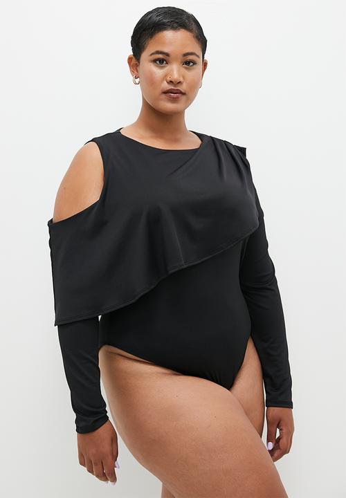 edit - Off the shoulder drapey top plus - black 