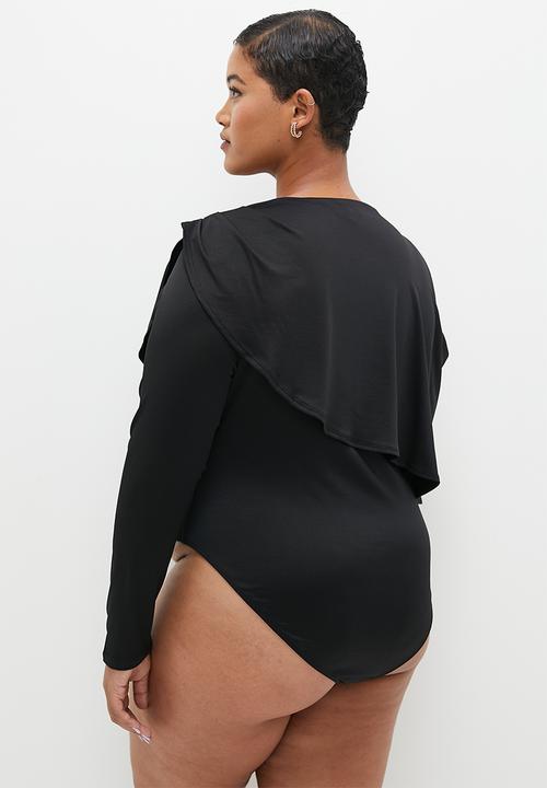 edit - Off the shoulder drapey top plus - black 