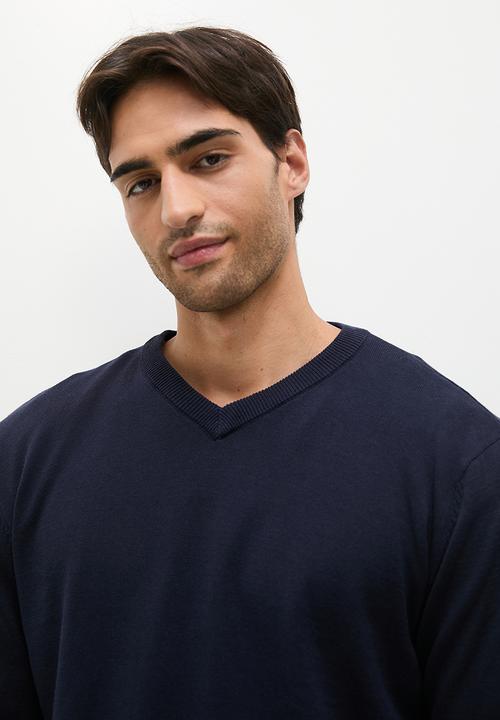 Superbalist - Knit cotton v-neck pullover - navy