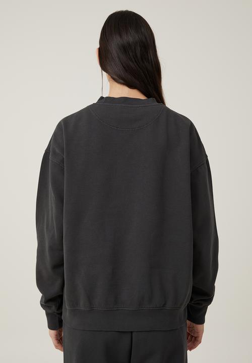 Cotton On - Classic Washed Crew Sweatshirt - Washed Black