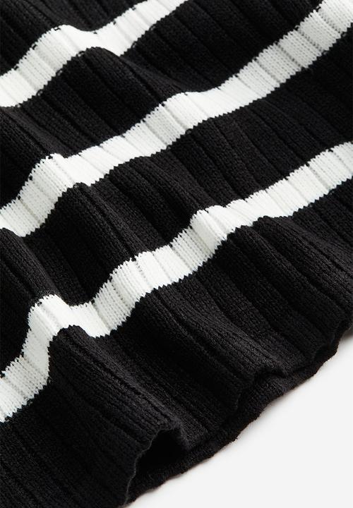 H&M - Boxy-style rib-knit jumper - black