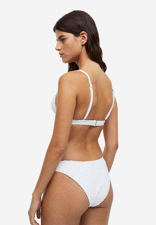 H&M - Padded triangle bikini top - white