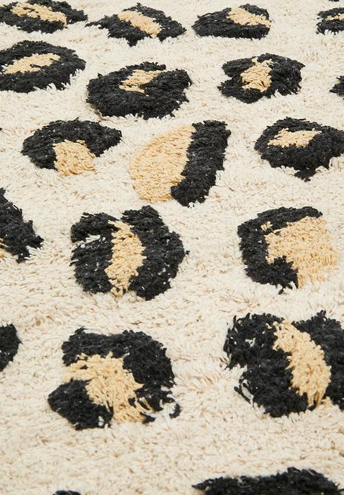 Sixth Floor - Poppy round rug - multi