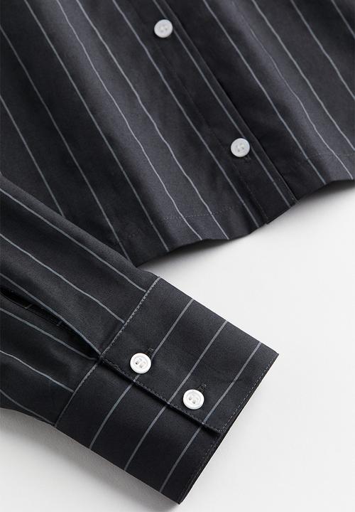 H&M - Cropped cotton shirt - dark grey/striped