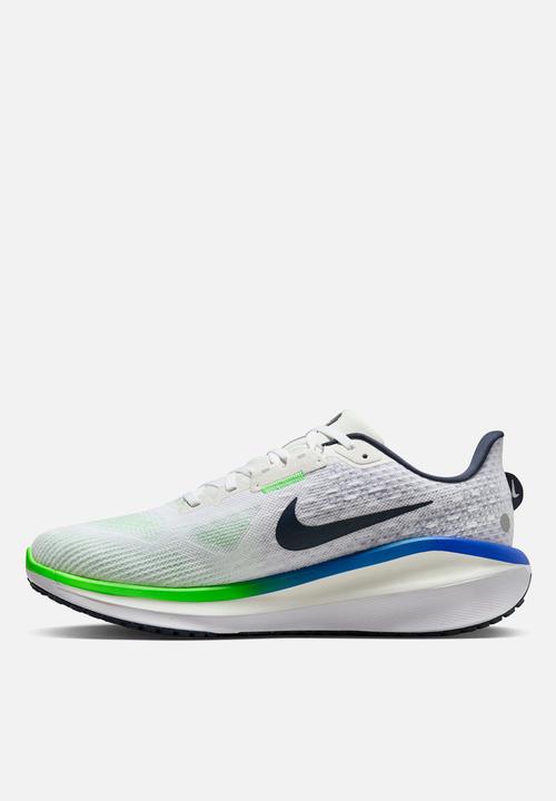 Nike - Vomero 17