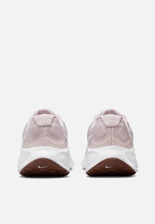 Nike - Revolution 7