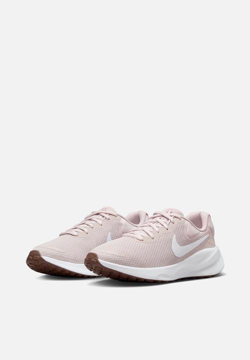 Nike - Revolution 7