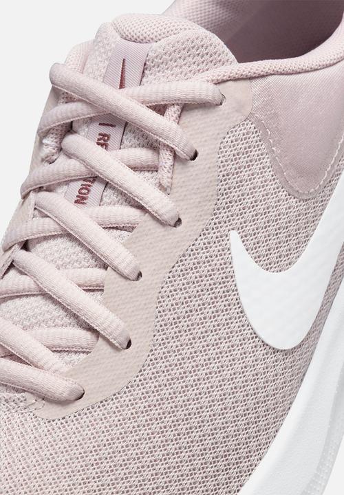Nike - Revolution 7
