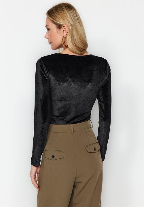 Trendyol - Velvet smart fitted v-neck bodysuit - black