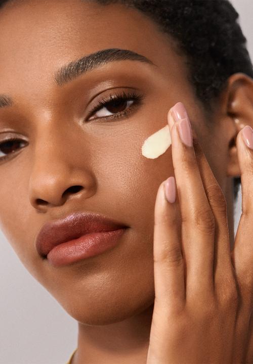 BOBBI BROWN - Vitamin Enriched Smoothing Serum