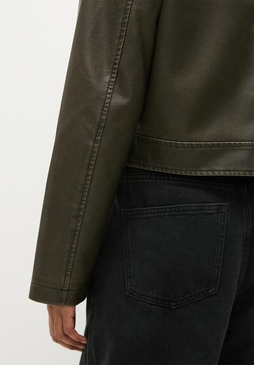 Superbalist - Meet 'n greet distressed pu jacket - chocolate