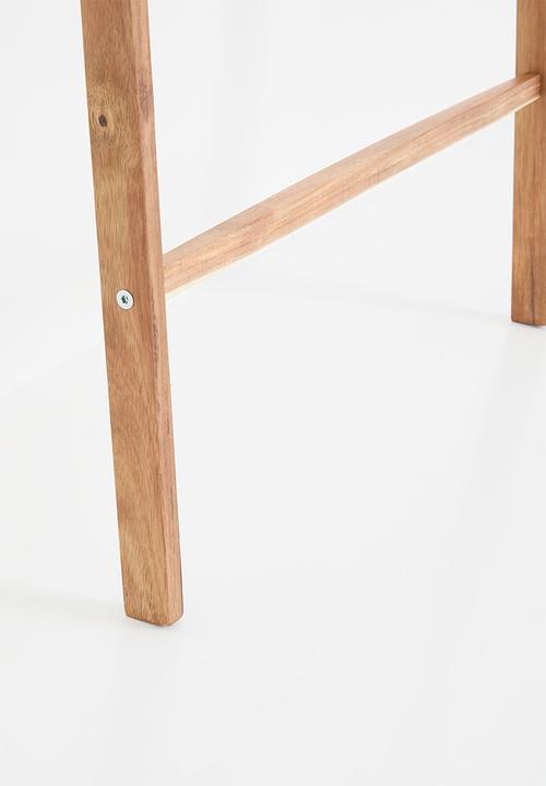 Bathroom Solutions - Acacia leaning towel rack - natural