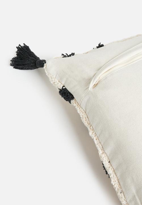 Sixth Floor - Silli cushion cover - Black & Natural