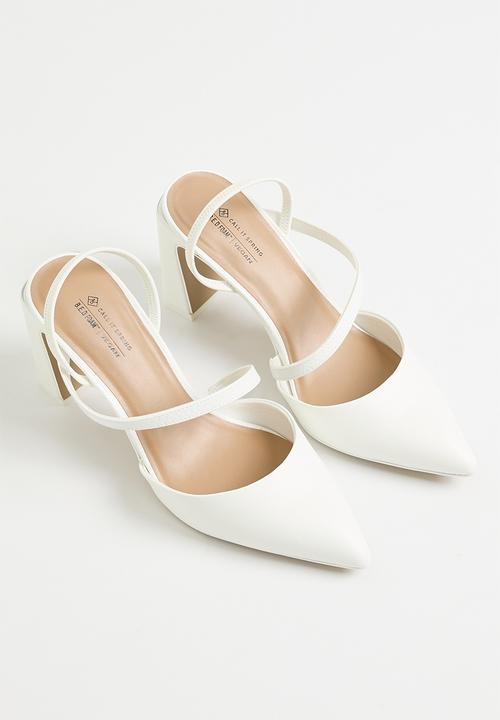 Call It Spring - Faunaa block heel slingback - white