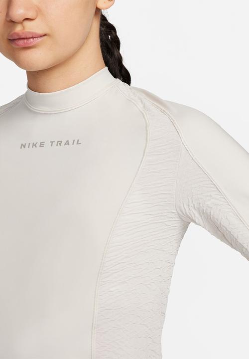 Nike - Nike Trail Women's Dri-FIT Long-Sleeve Running Top - Khaki
