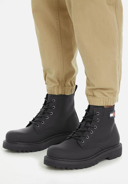 Tommy Hilfiger - Leather lace-up cleat ankle boots - black 
