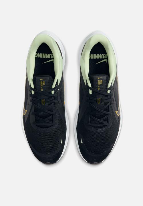 Nike - Quest 5