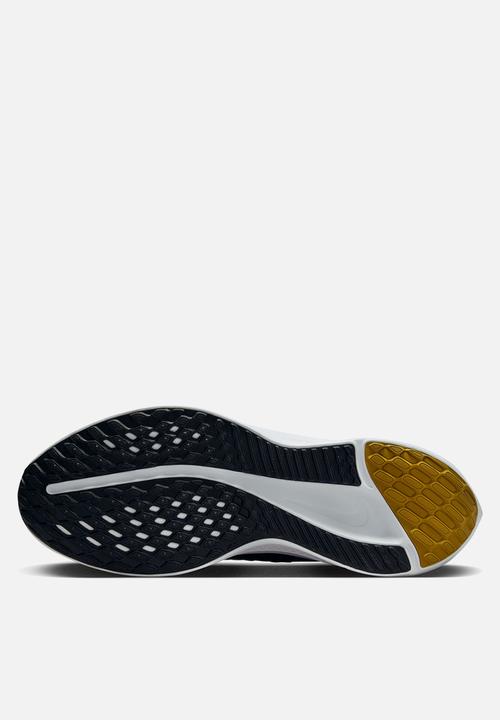 Nike - Quest 5