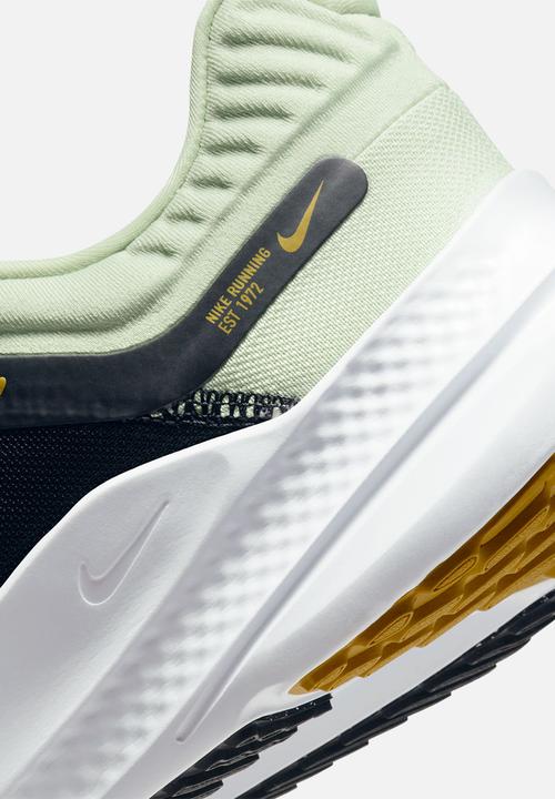 Nike - Quest 5