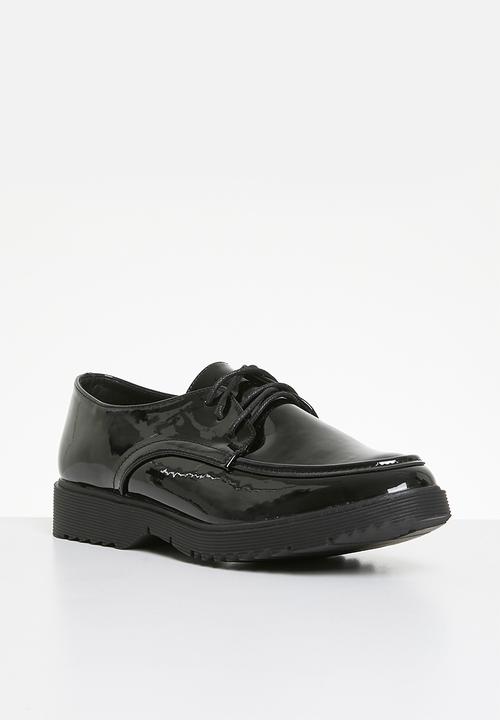 Madison® - Peggy brogue - black