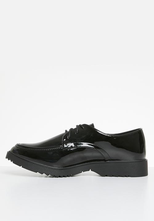 Madison® - Peggy brogue - black