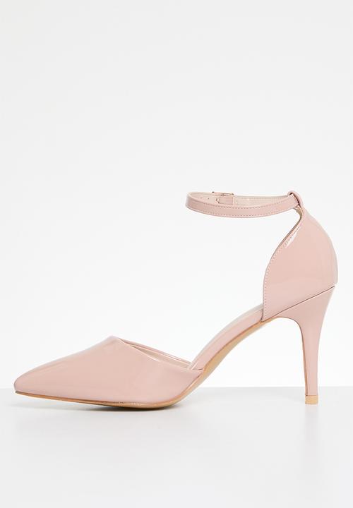 Butterfly Feet - Lexi 8 court - neutral 