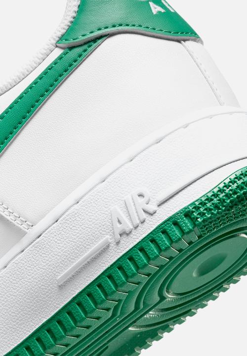 Nike - Air Force 1 '07