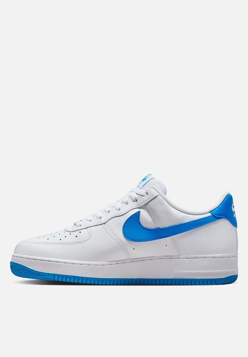 Nike - Air Force 1 '07