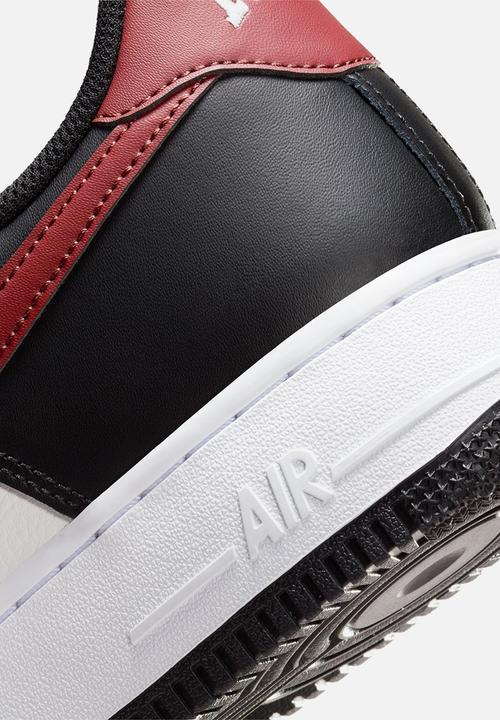 Nike - AIR FORCE 1 '07