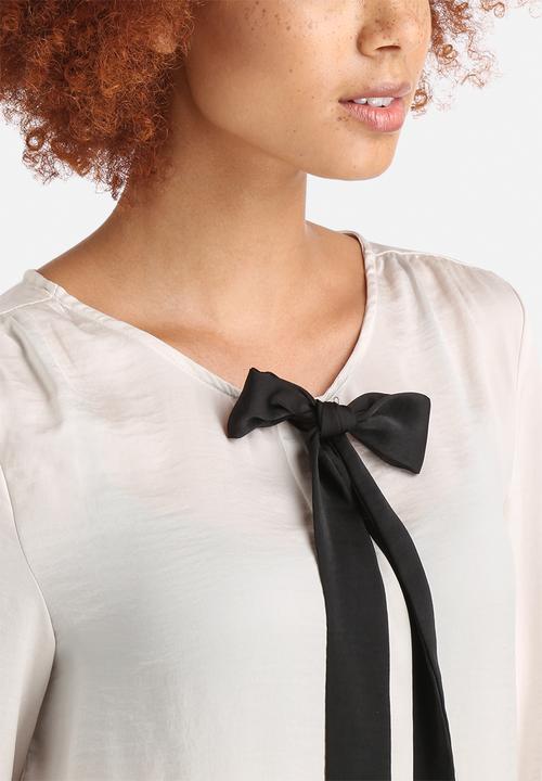 Vero Moda - Bonita Bow Top