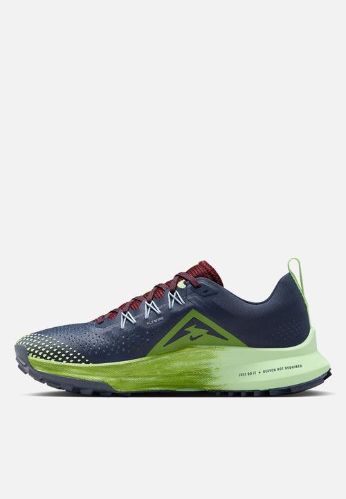 Nike - Pegasus Trail 4