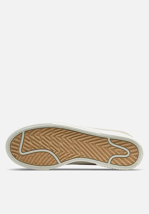 Nike - Nike Court Legacy Lift