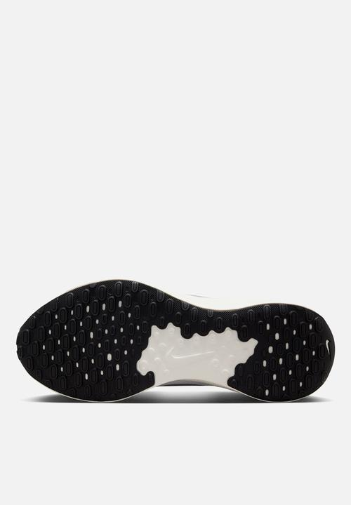 Nike - Revolution 7