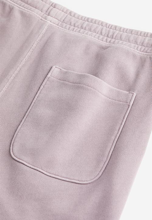 H&M - Regular fit sweatshorts - washed purple