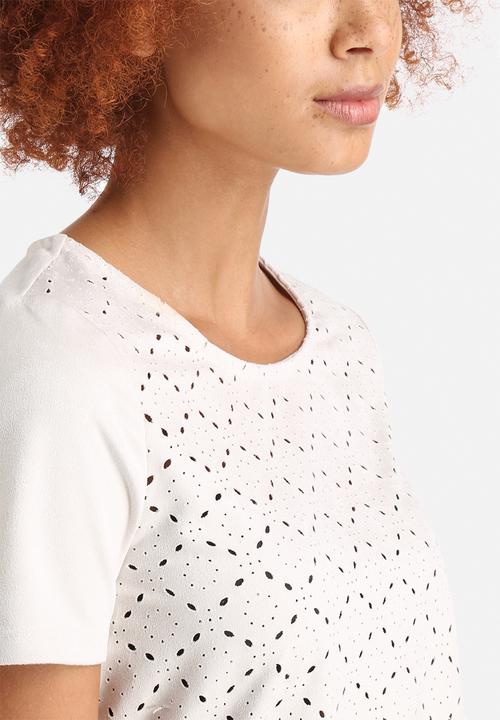 Vero Moda - Laser Cut Faux Suede Top