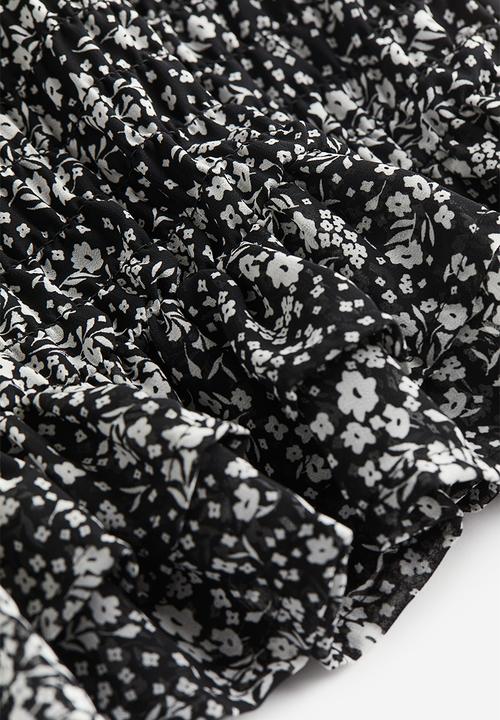 H&M - Smocked chiffon skirt - black