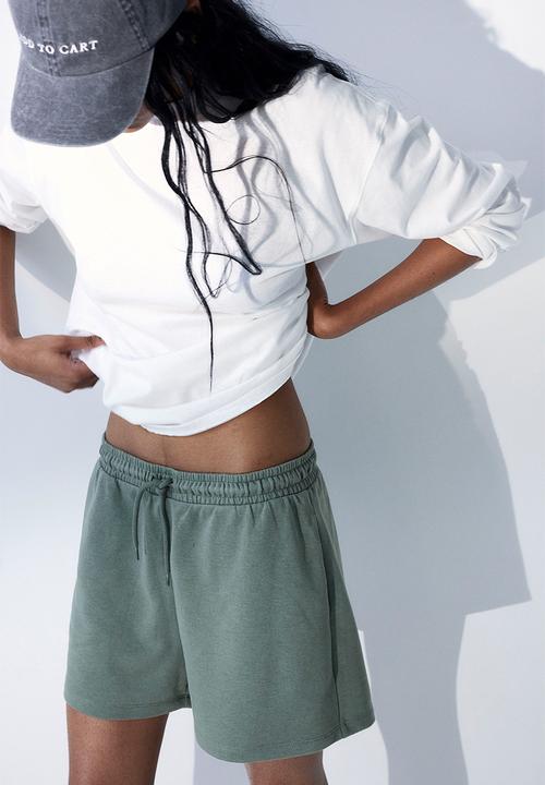 H&M - Sweatshirt shorts - green