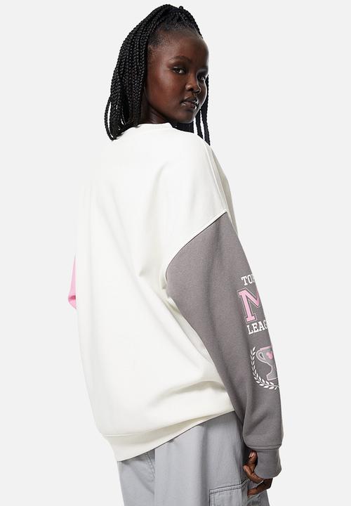 H&M - Oversized printed sweatshirt - cream mickey mouse