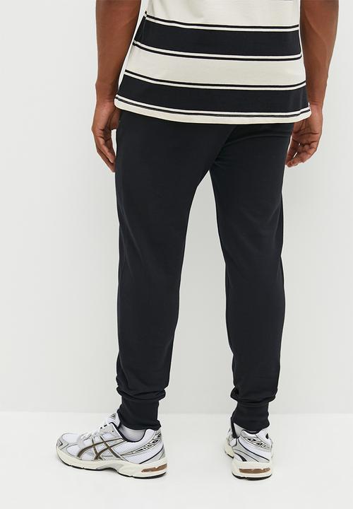Lark & Crosse - Regular Fit Embroidered Dtl Sweatpant- Black