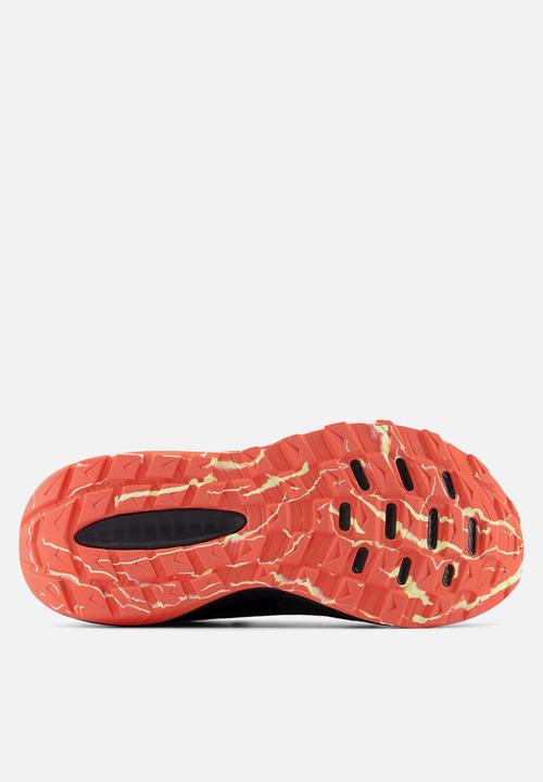 New Balance  - DynaSoft Nitrel v5