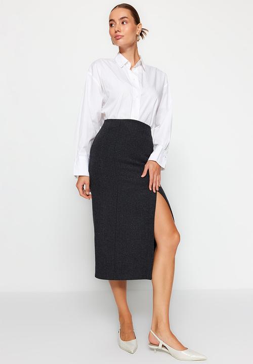Trendyol - Black Stamp Midi Skirt - Black