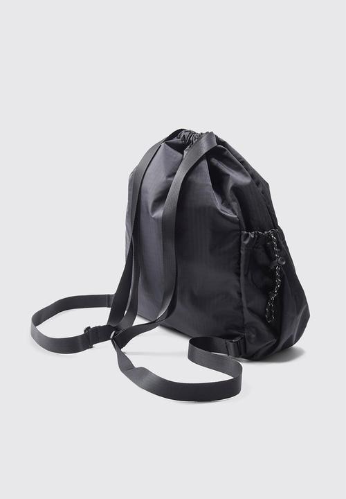boohooMAN - Nylon ruched back pack - black