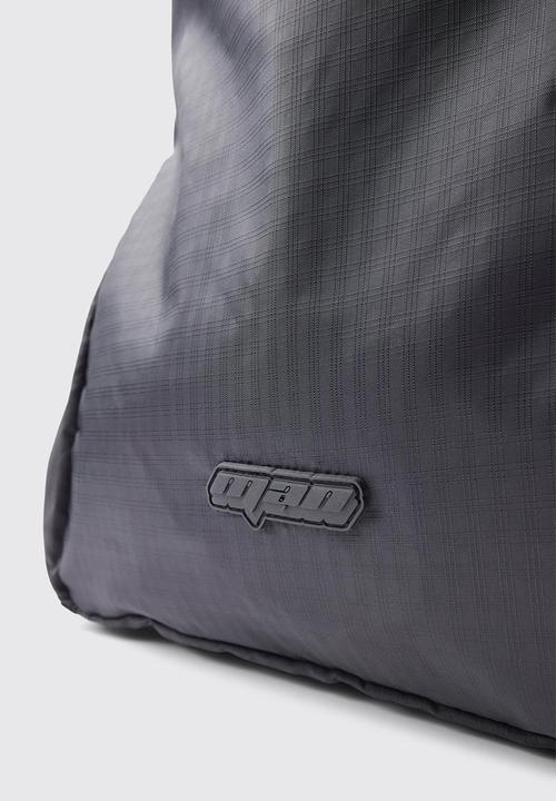 boohooMAN - Nylon ruched back pack - black