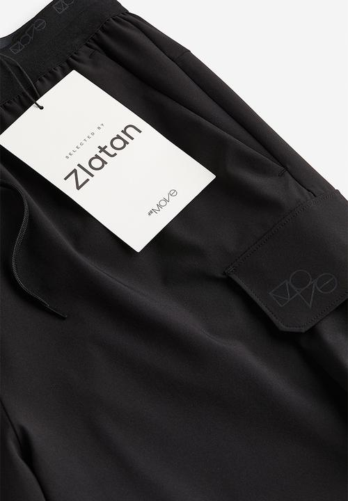 H&M - Drymove™ sports cargo shorts - black