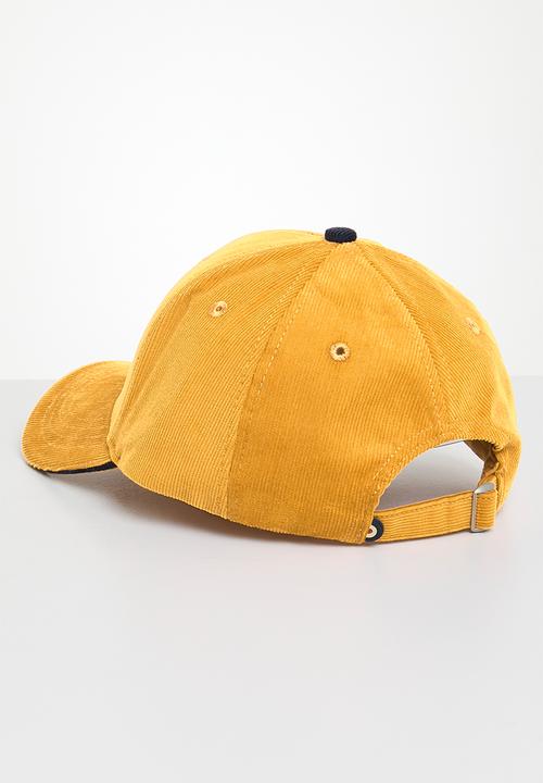 Ben Sherman - Corduroy Peak Cap - Dijon A12