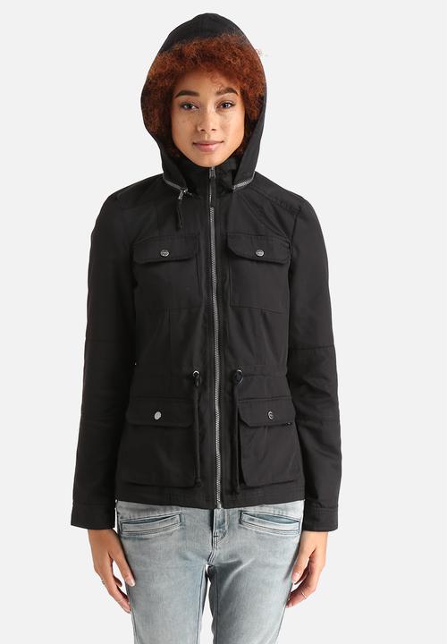 Noisy May - Hollow Jacket