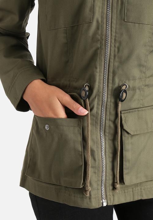 Noisy May - Hollow Jacket