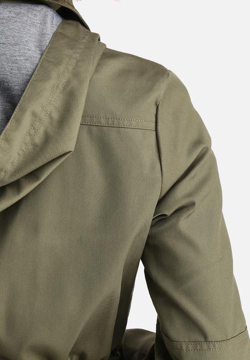 Noisy May - Hollow Jacket