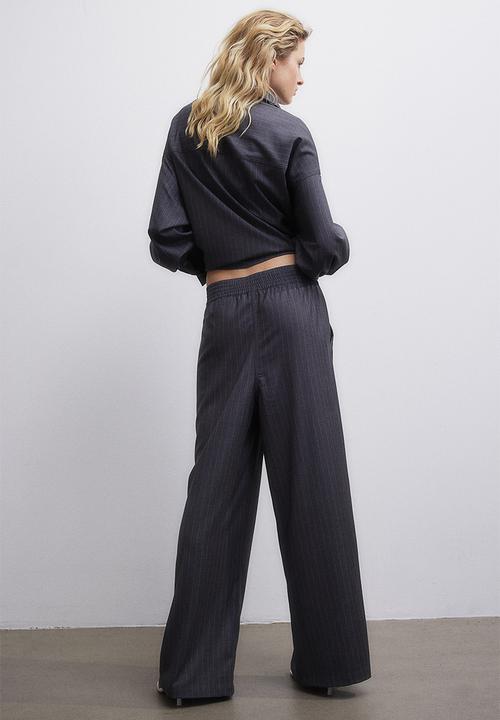 H&M - Wide twill trousers - grey